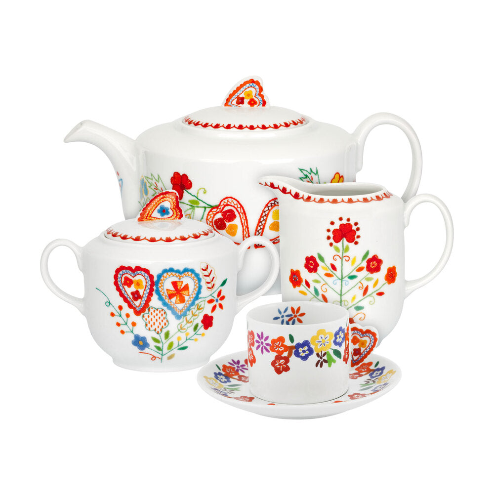 Vila Verde; Tea Set of 12; 15 Pieces