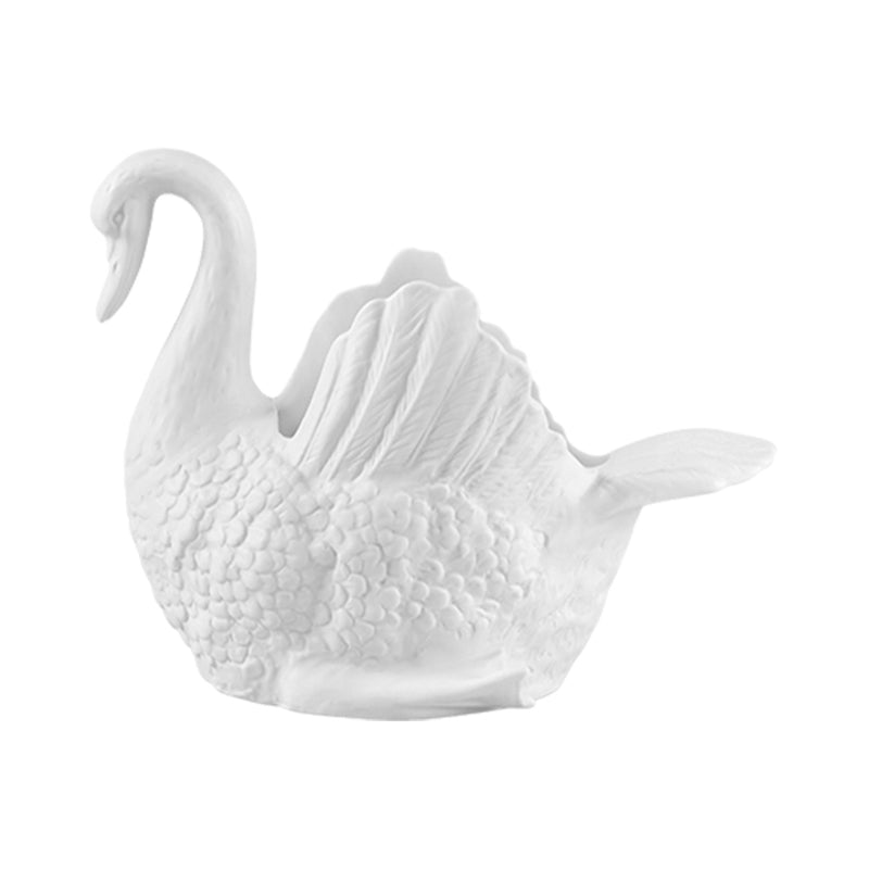 Cisnes; Sculpture; Medium Swan